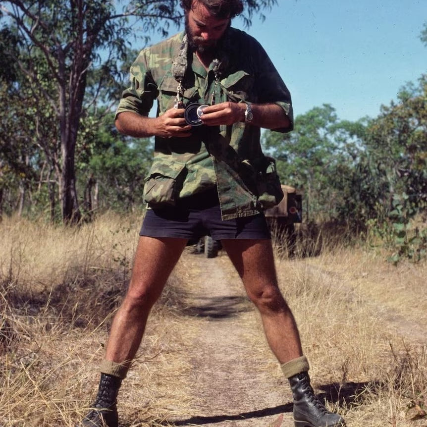 A Tip of the Hat to Les Hiddins (AM), (The Bush Tucker Man)
