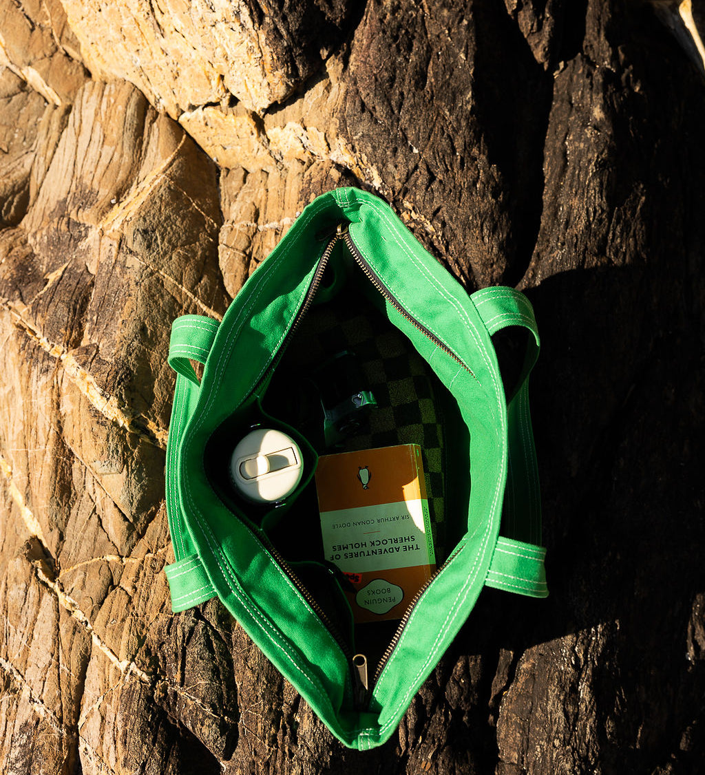 REMOTE TOTE - DAINTREE GREEN
