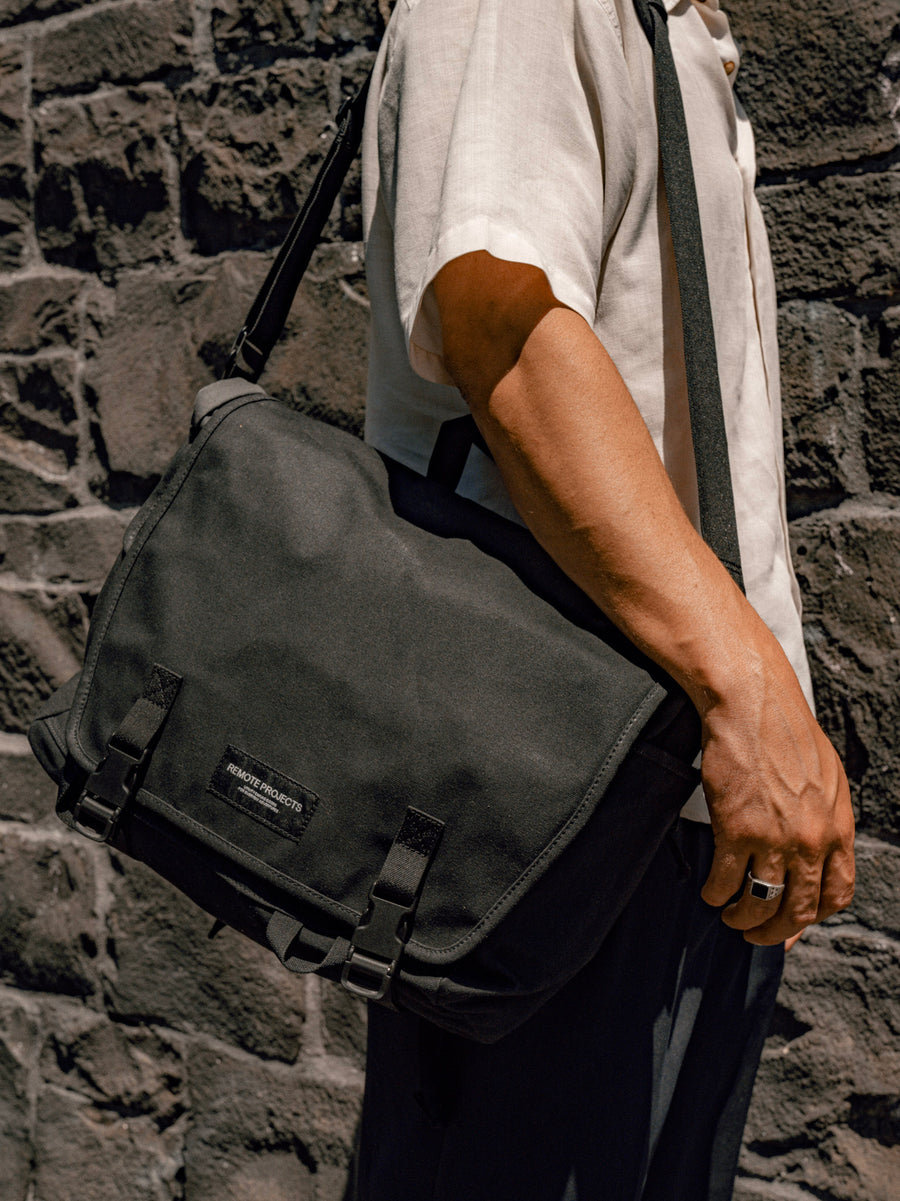 MESSENGER/SADDLE BAG - BLACK