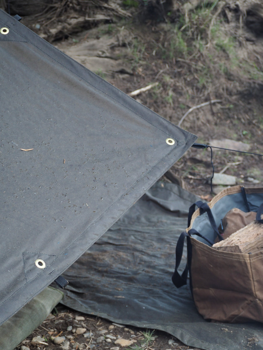 AUSTRALIAN MADE OILSKIN TARP (3X3ish)